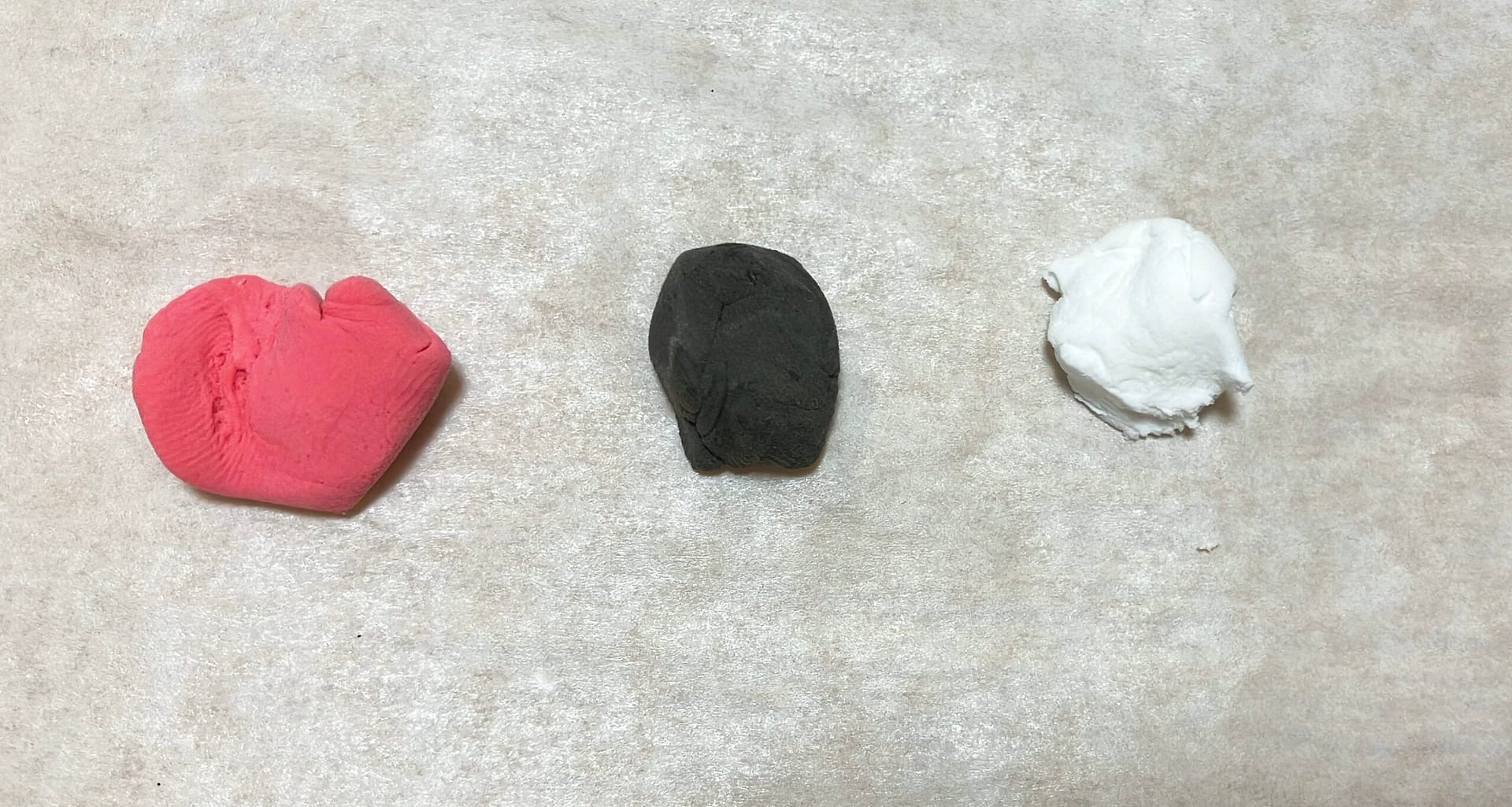 軽量粘土のカラー見本