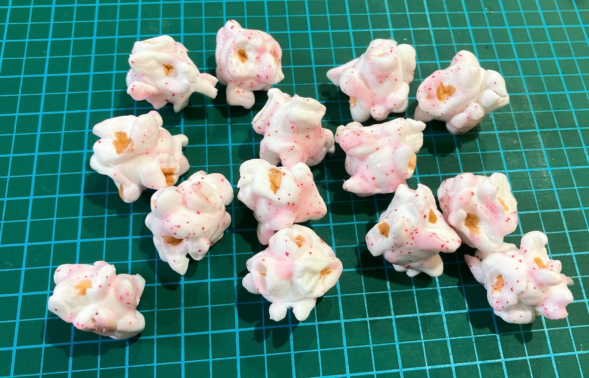 いちごポップコーンの作り方