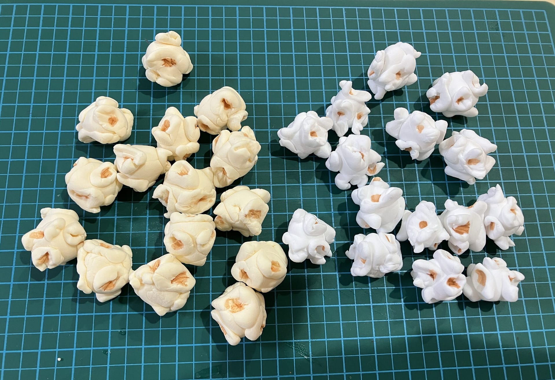 ポップコーンの作り方(生地の色の比較)